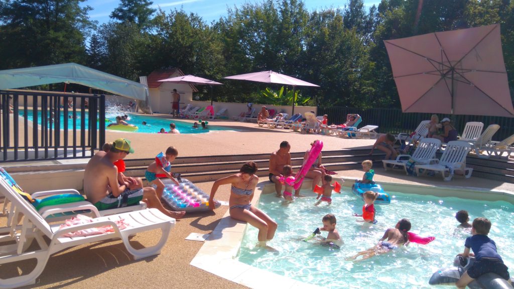 Louez votre chalet au camping Domaine Du Lac