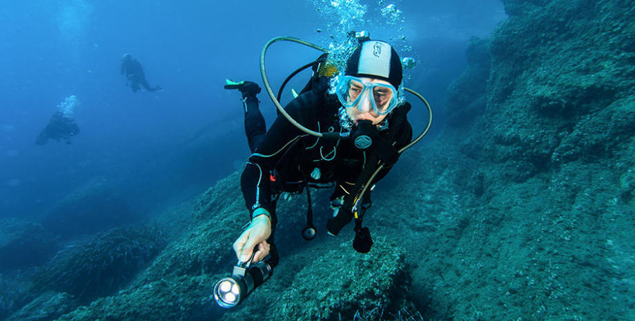 La plongée sous-marine : quels sont les équipements nécessaires ?